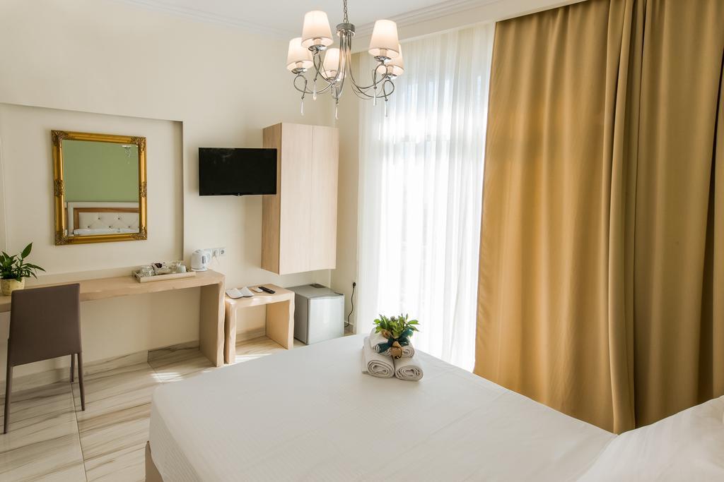 Castello Boutique Rooms Kavala Exterior photo