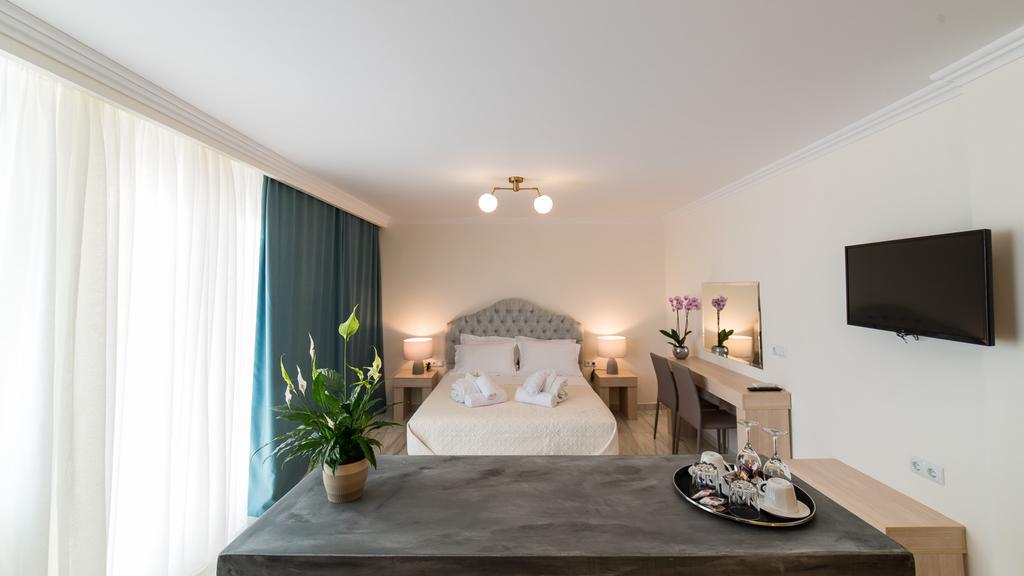 Castello Boutique Rooms Kavala Exterior photo